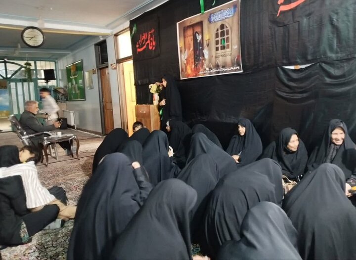 تصاویر/ مراسم‌عزاداری شهادت حضرت زهرا(س) در مدرسه علمیه فاطمه الزهرا(س) بم