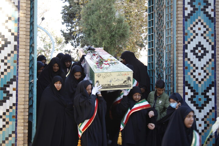 تصاویر/ استقبال از پیکر شهید گمنام در شهر ماهان