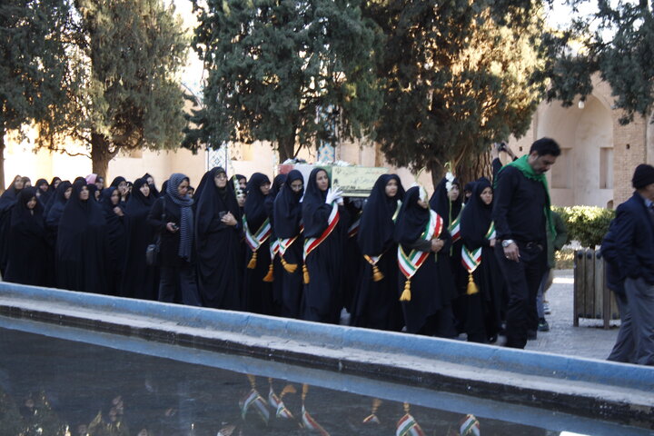 تصاویر/ استقبال از پیکر شهید گمنام در شهر ماهان