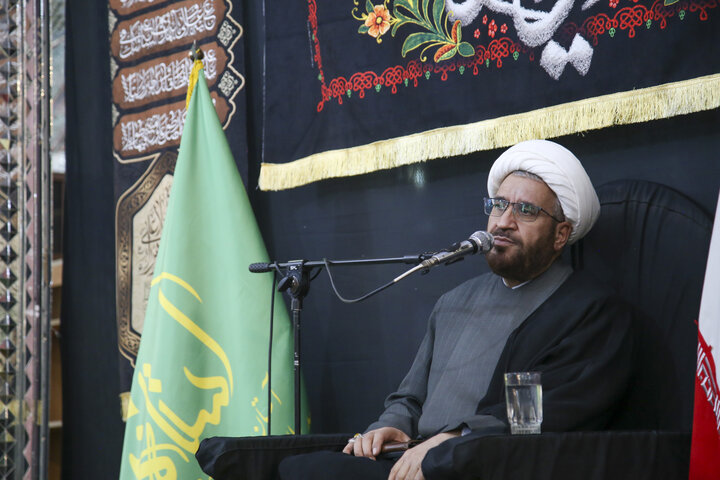 تصاویر| مراسم عزاداری شب شهادت حضرت زهرا(س) در حرم مطهر سیدعلاالدین حسین(ع)