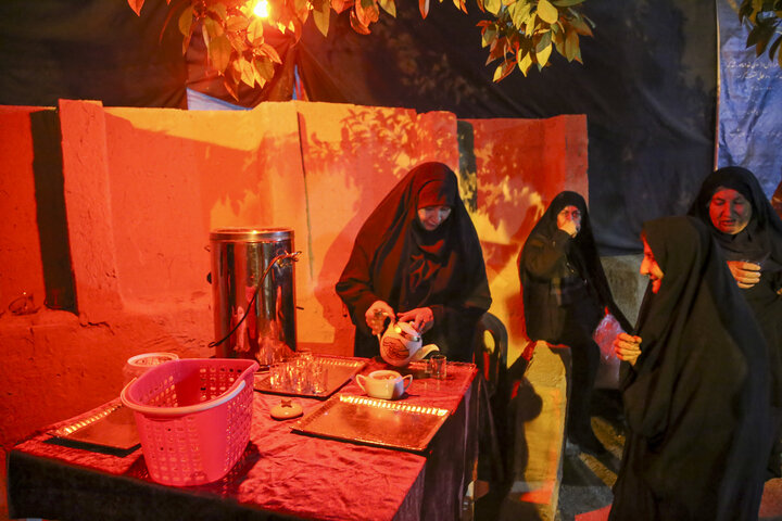 تصاویر| مراسم عزاداری شب شهادت حضرت زهرا(س) در حرم مطهر سیدعلاالدین حسین(ع)