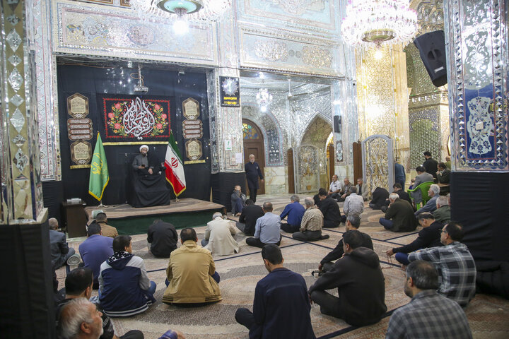 تصاویر| مراسم عزاداری شب شهادت حضرت زهرا(س) در حرم مطهر سیدعلاالدین حسین(ع)