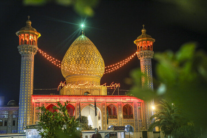 تصاویر| مراسم عزاداری شب شهادت حضرت زهرا(س) در حرم مطهر سیدعلاالدین حسین(ع)