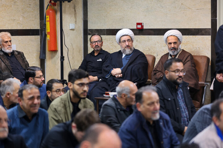 تصاویر |  مراسم ایام فاطمیه در هیئت زنجیرزنان محله نوبر تبریز