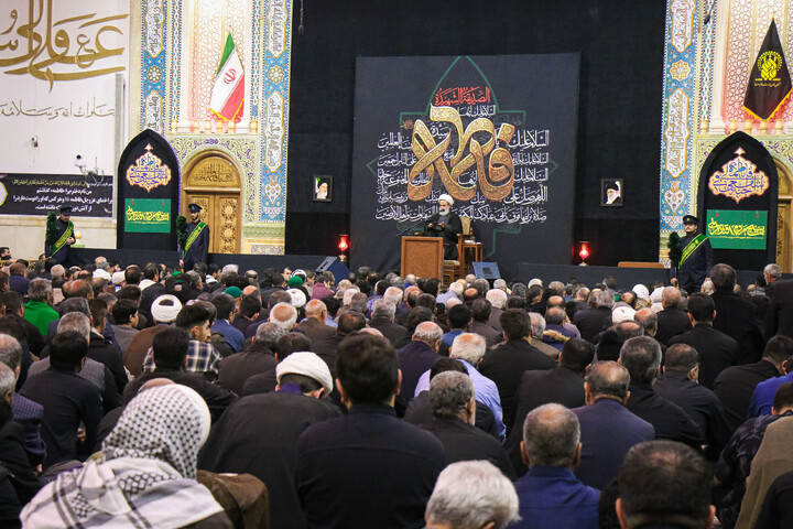 تصاویر/ آیین وداع با پیکر مطهر شهدای گمنام در حرم مطهر حضرت معصومه (س)