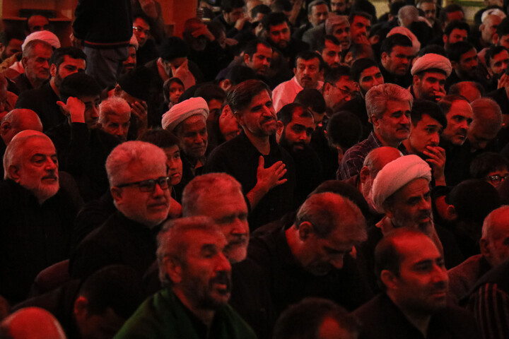 تصاویر/ آیین وداع با پیکر مطهر شهدای گمنام در حرم مطهر حضرت معصومه (س)