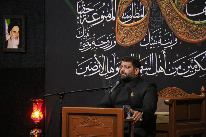 تصاویر/ آیین وداع با پیکر مطهر شهدای گمنام در حرم مطهر حضرت معصومه (س)