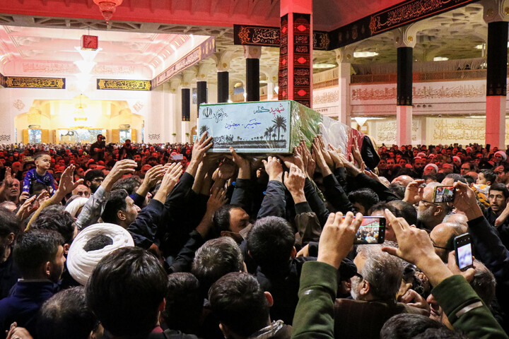 تصاویر/ آیین وداع با پیکر مطهر شهدای گمنام در حرم مطهر حضرت معصومه (س)