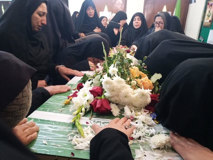 تصاویر/ میزبانی مدرسه علمیه فاطمیه بردسیر از پیکر شهید گمنام