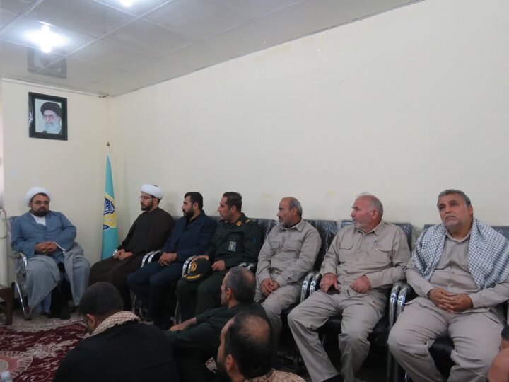 تصاویر/ دیدار بسیجیان با امام جمعه برازجان