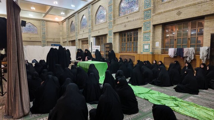 مراسم وداع با پیکر مطهر شهدای گمنام در مسجد دانشگاه تبریز