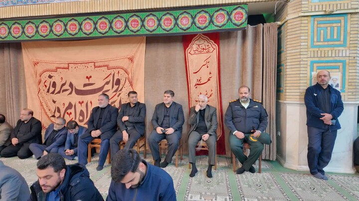 مراسم وداع با پیکر مطهر شهدای گمنام در مسجد دانشگاه تبریز