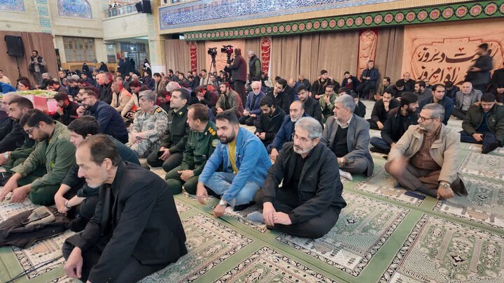 مراسم وداع با پیکر مطهر شهدای گمنام در مسجد دانشگاه تبریز