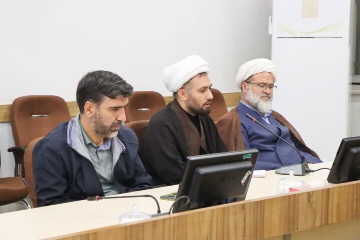 تصاویر | جلسه شورای همکاری حوزه‌های علمیه و آموزش و پرورش استان زنجان