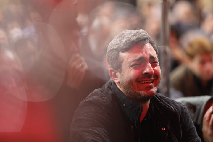 تصاویر/ وداع با پیکر مطهرهفت  شهید گمنام دوران دفاع مقدس در حرم حضرت معصومه(س)