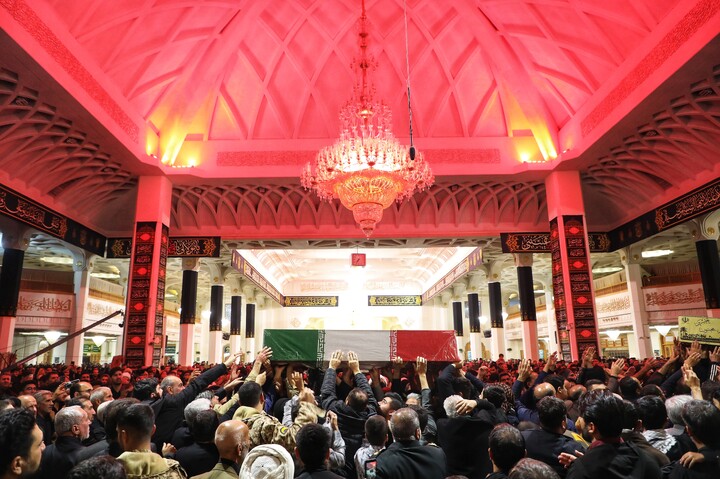 تصاویر/ وداع با پیکر مطهرهفت  شهید گمنام دوران دفاع مقدس در حرم حضرت معصومه(س)