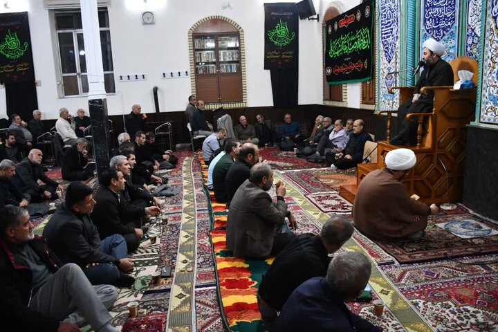 تصاویر/ مراسم عزاداری ایام فاطمیه در مسجد شیخ نوایی(ره)