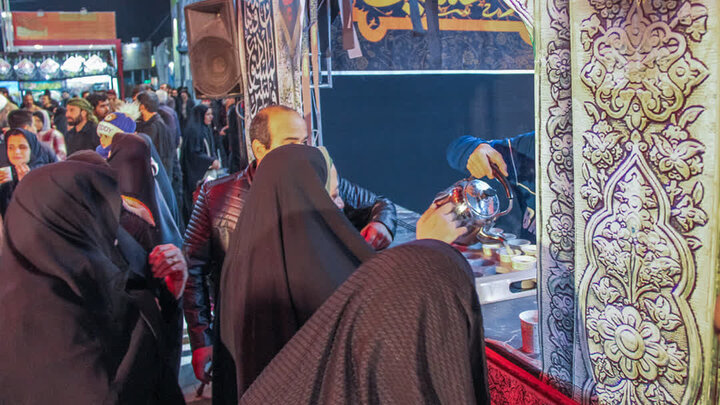 تصاویر/ فعالیت موکب هلال بن علی (ع) درشب شهادت حضرت زهرا(س)