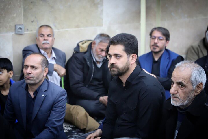 تصاویر/مراسم شبی با شهدای گمنام در اراک