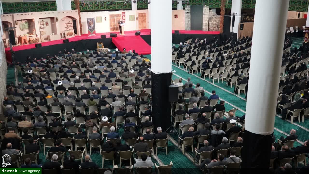 گردهمایی فعالان عرصه هیئات زنجان و مداحی در "سرمشق فاطمی"+ عکس