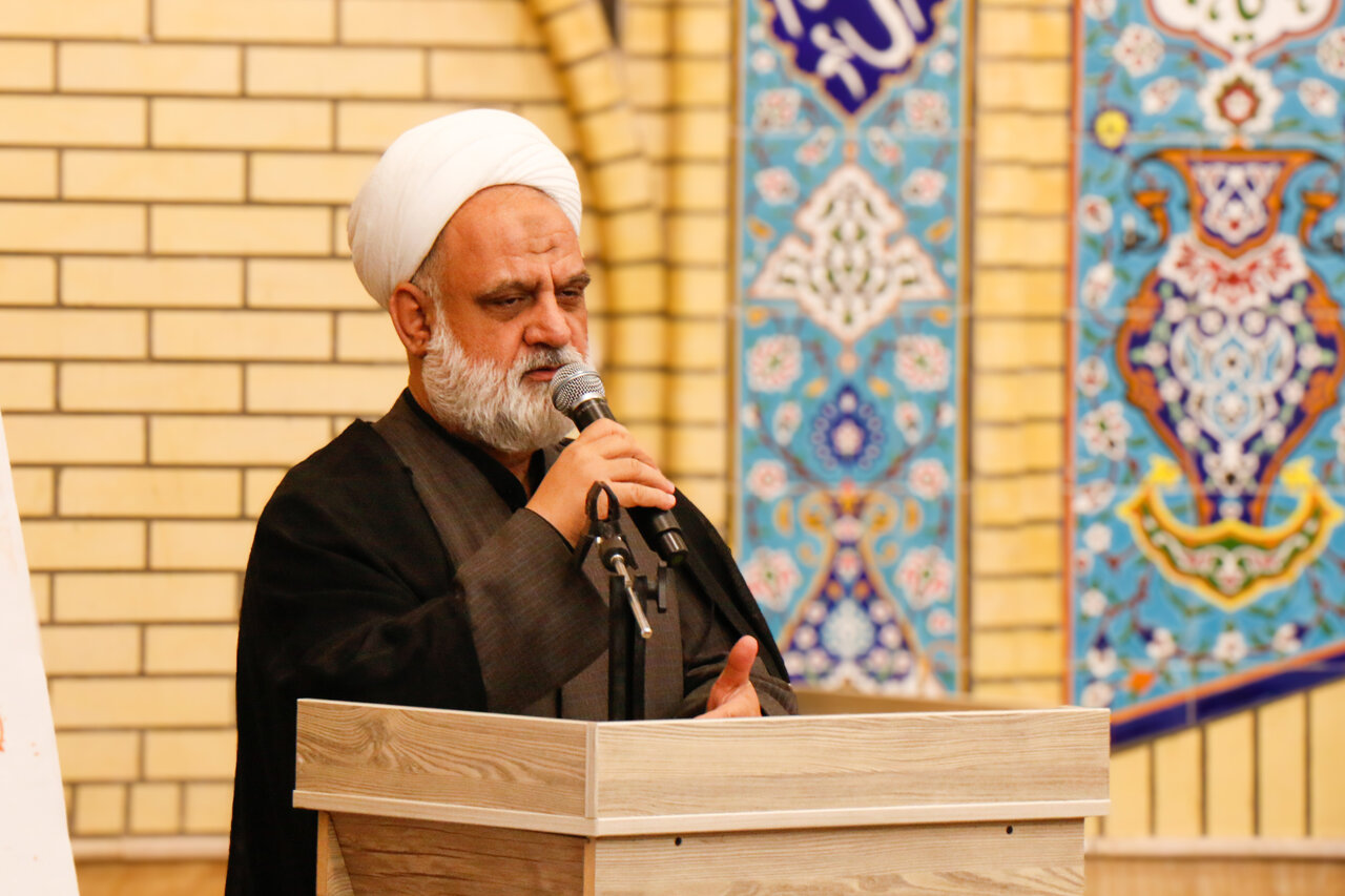 مراسم عزاداری و درس اخلاق به مناسبت ایام فاطمیه در مدرسه علمیه صالحیه.