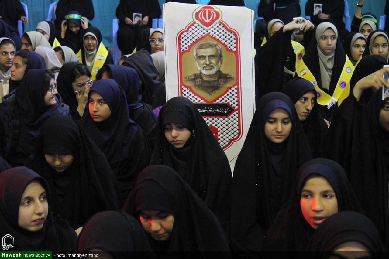 حال و هوای حسینیه ثارالله در آستانه شهادت حضرت زهرا(س) با حضور دختران فاطمی+عکس