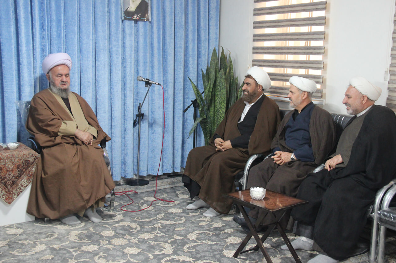 تصاویر / دیدار معاوینن حوزه علمیه استان با نماینده مردم قزوین در مجلس خبرگان رهبری