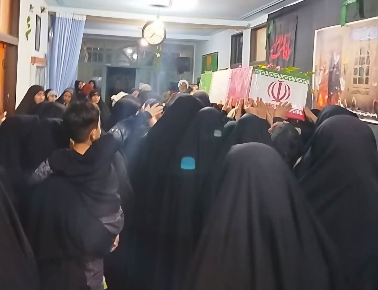 تصاویر/ مراسم‌ عزاداری شهادت حضرت زهرا(س) در مدرسه علمیه فاطمه الزهرا(س) بم