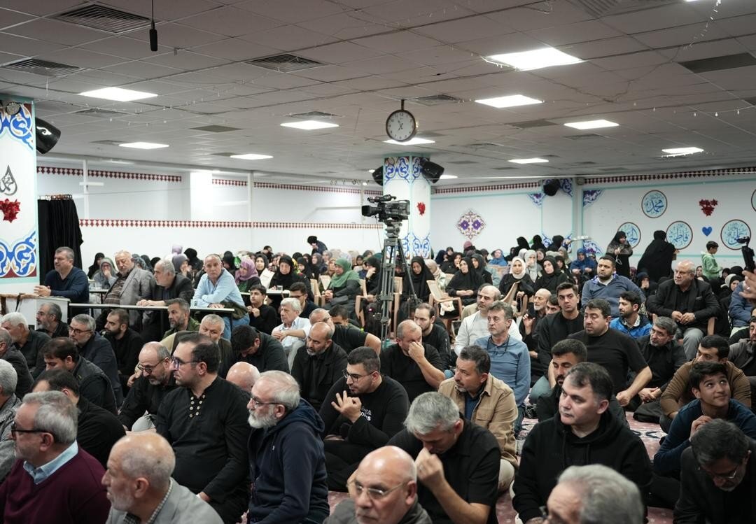 Ehlibeyt Dostları Hz. Zehra'nın (s.a.) Şehadet Yıldönümünde Kevser Mescidi’nde Buluştu