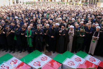 تصاویر/ تشییع پیکر مطهر شهدای گمنام در قم-۲