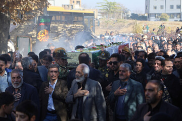 تصاویر / تشیین و تدفین شهید گمنام در شهرک الوند همدان