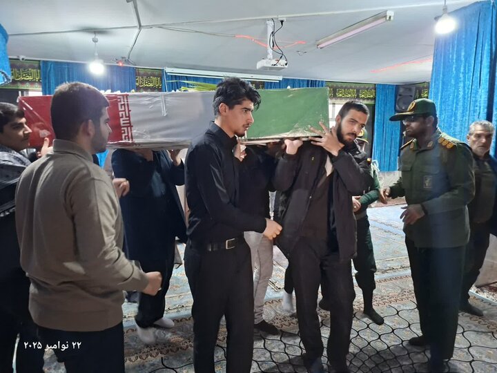 تصاویر/  استقبال از شهید گمنام در مدرسه  علمیه امام خمینی (ره) شهرستان ماکو