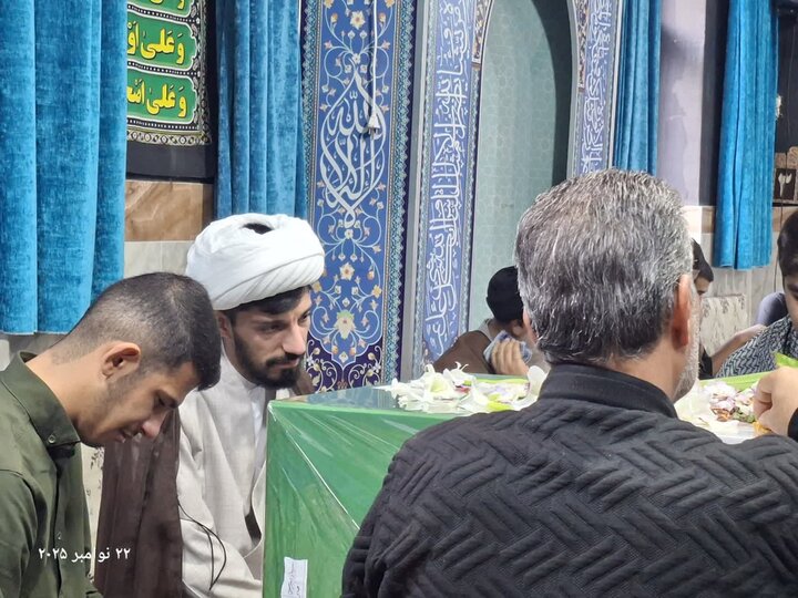 تصاویر/  استقبال از شهید گمنام در مدرسه  علمیه امام خمینی (ره) شهرستان ماکو