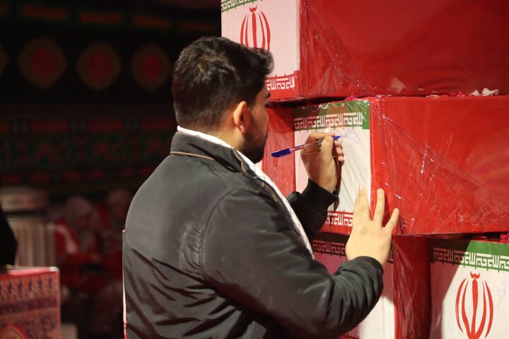 تصاویر/ وداع مردم تهران با پیکر مطهر ۱۰۰ شهید گمنام