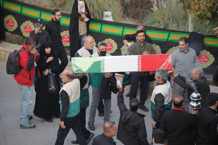 تصاویر/ وداع مردم تهران با پیکر مطهر ۱۰۰ شهید گمنام