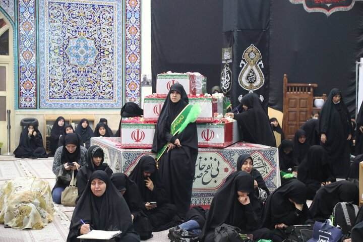 تصاویر/ وداع مردم تهران با پیکر مطهر ۱۰۰ شهید گمنام