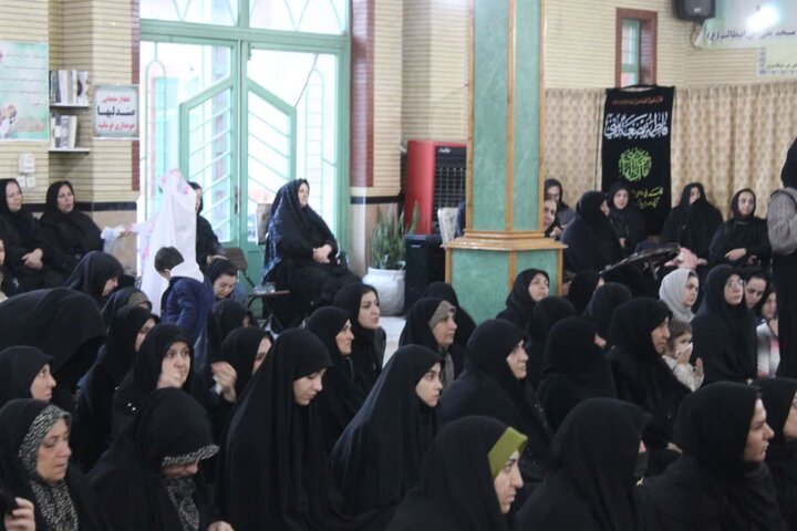 تصاویر/ ویژه برنامه خیمه مادری و  مراسم وداع با شهید گمنام در ماکو