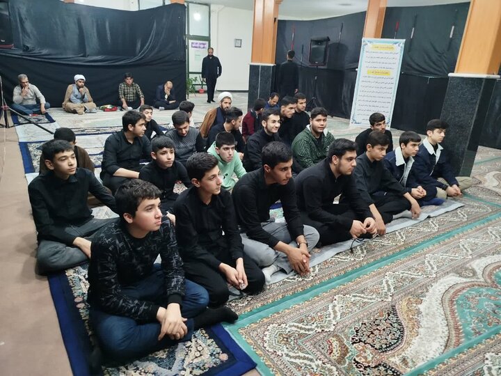 تصاویر/ عزاداری ایام فاطمیه در مدرسه علمیه نقده