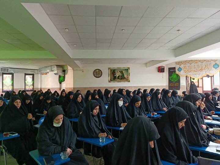 تصاویر/ عزاداری ایام شهادت حضرت فاطمه زهرا(سلام‌الله علیها)، در مدرسه علمیه الزهرا (س) ارومیه