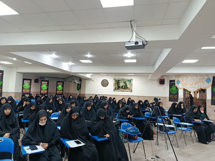 تصاویر/ عزاداری ایام شهادت حضرت فاطمه زهرا(سلام‌الله علیها)، در مدرسه علمیه الزهرا (س) ارومیه