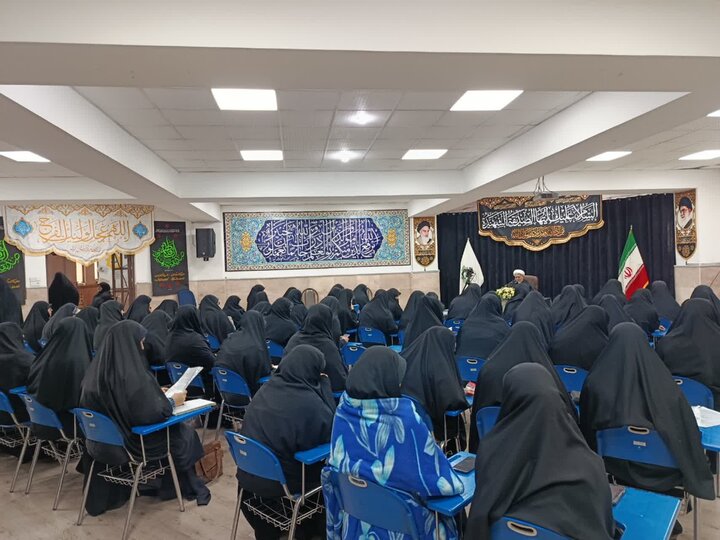 تصاویر/ عزاداری ایام شهادت حضرت فاطمه زهرا(سلام‌الله علیها)، در مدرسه علمیه الزهرا (س) ارومیه