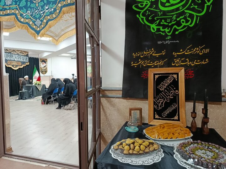 تصاویر/ عزاداری ایام شهادت حضرت فاطمه زهرا(سلام‌الله علیها)، در مدرسه علمیه الزهرا (س) ارومیه