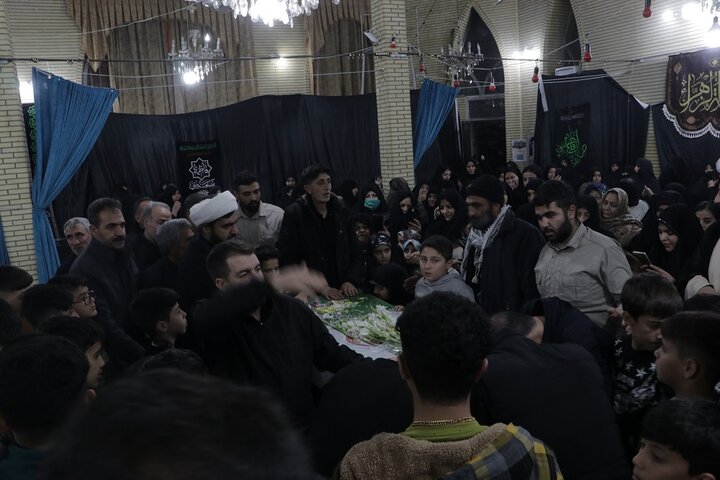 تصاویر/ تشییع پیکر شهید گمنام در مسجد یازهرا (س) ارومیه