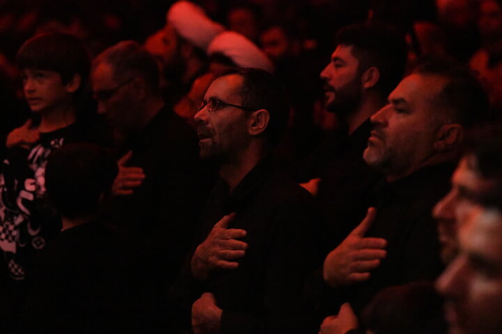 تصاویر/ مراسم عزاداری شب شهادت حضرت زهرا (س) در مصلای امام خمینی (ره) ارومیه