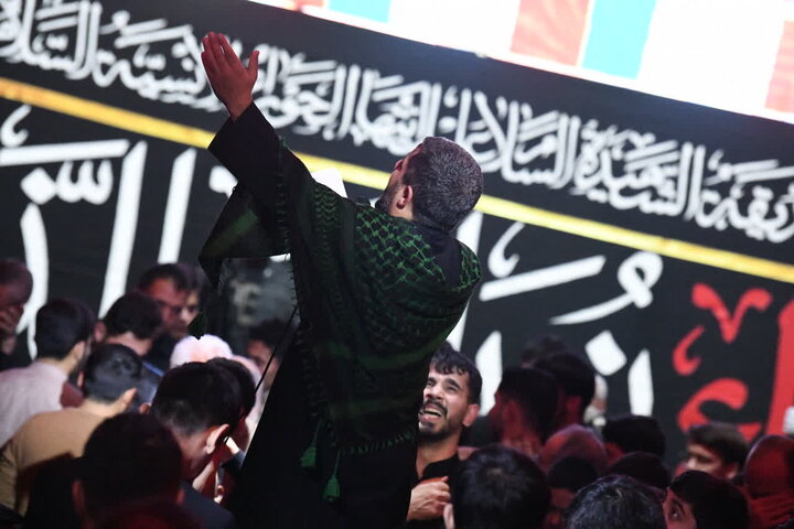 تصاویر/ مراسم عزاداری شب شهادت حضرت زهرا (س) در مصلای امام خمینی (ره) ارومیه