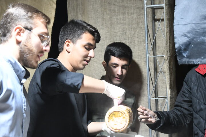 تصاویر/ مراسم عزاداری شب شهادت حضرت زهرا (س) در مصلای امام خمینی (ره) ارومیه