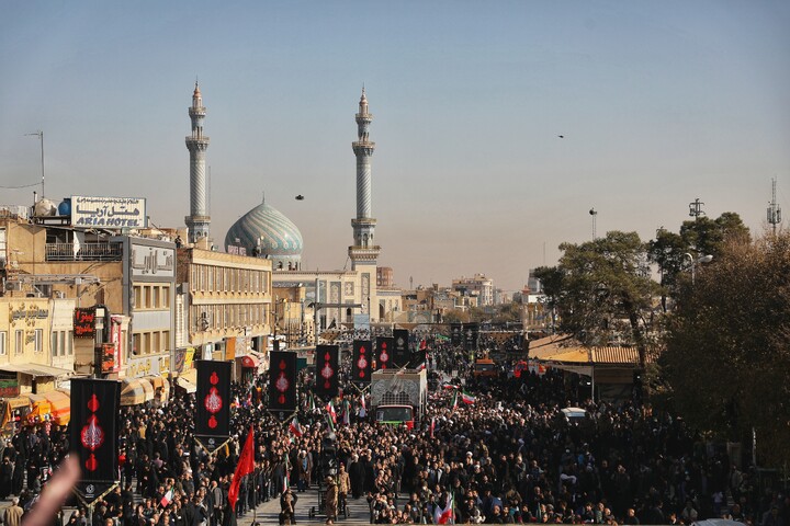 تصاویر/ تشییع پیکر مطهر شهدای گمنام در قم