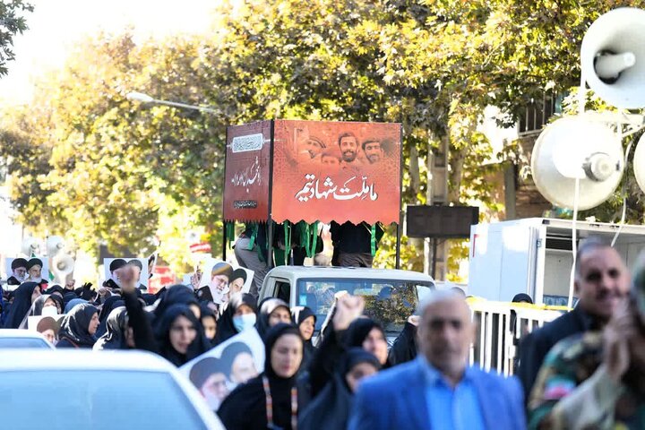 تصاویر/مراسم تشییع پیکر شهدای گمنام در خرم آباد