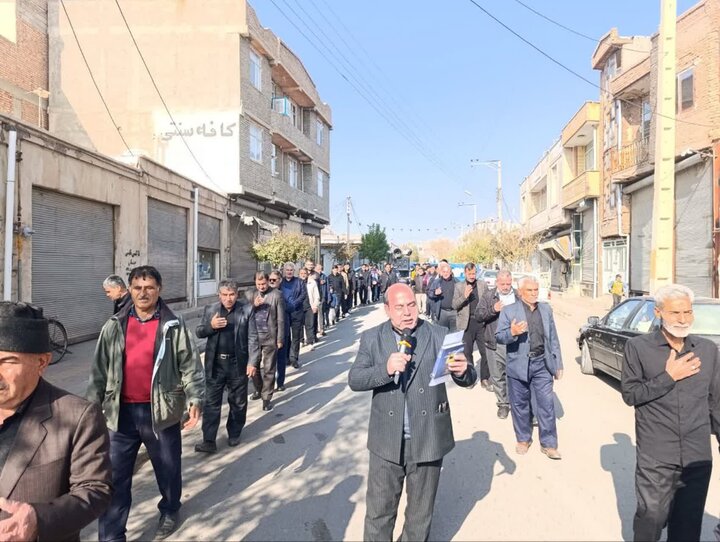 تصاویر/ عزاداری خیابانی در شهرستان باروق