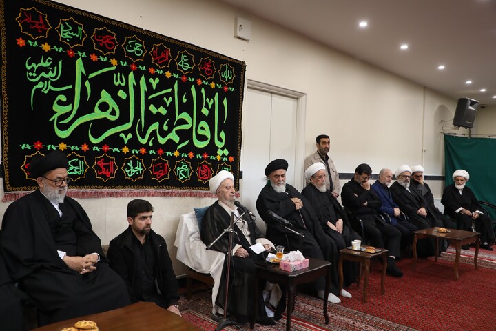 تصاویر/ مراسم عزاداری شهادت حضرت زهرا(س) در دفتر آیت الله العظمی مکارم شیرازی